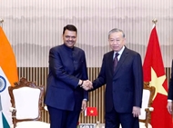 Top Vietnamese leader receives Chief Minister of Maharashtra state of India